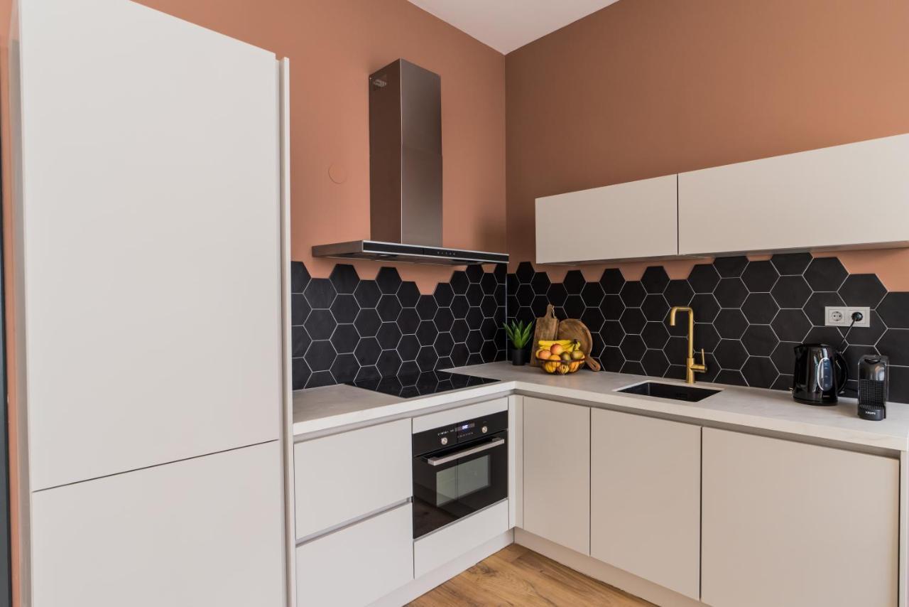 Апартаменты Excellent Listing 'Shiraz' Гаага Экстерьер фото